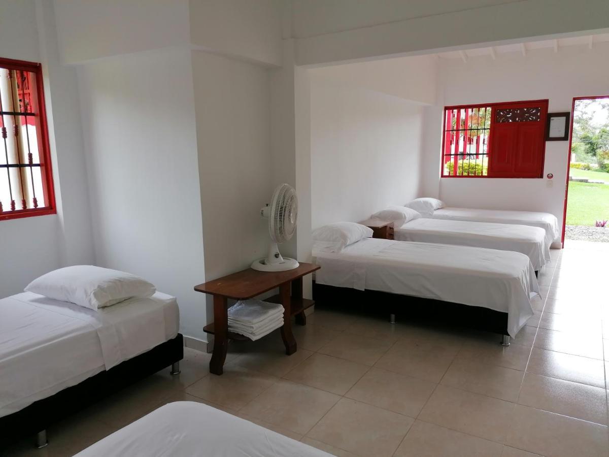 Finca Hotel Santana Campestre Quindio キンバヤ エクステリア 写真