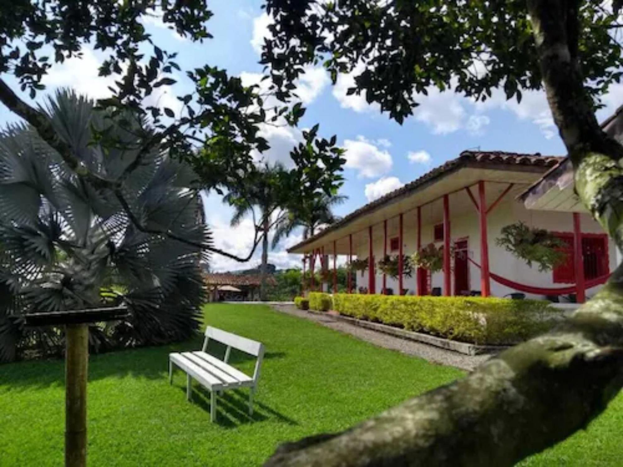 Finca Hotel Santana Campestre Quindio キンバヤ エクステリア 写真
